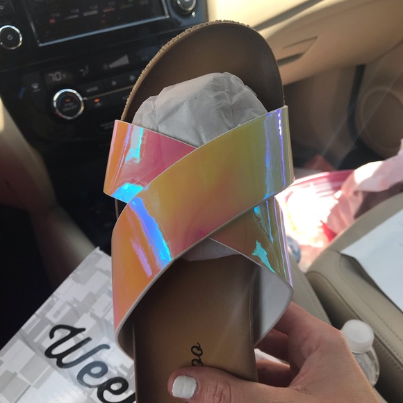 Sandals - Picture 3 of 3